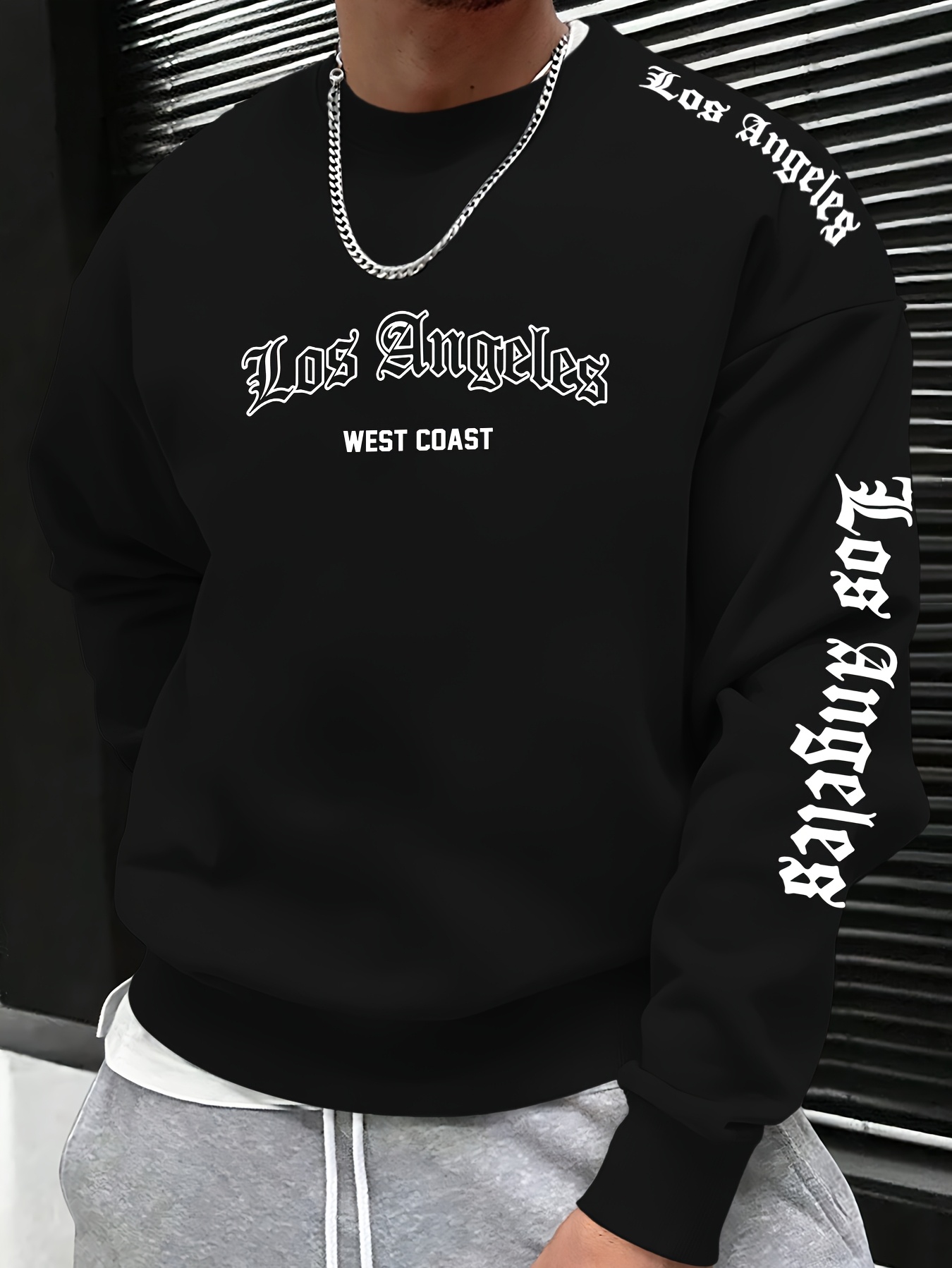 Street Fashion For Man - 2026 Autumn/Winter Men's Round-neck Sweatshirt with